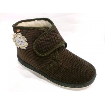 Zapatillas para casa abotinadas pana forro lana La Cadena 65703 Marron Zapatillas para casa abotinadas pana forro lana La Cadena 65703 Marron