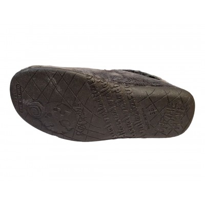 Zapatillas VulLadi abotinada velcro 3216-140 Gris Piso de goma Zapatillas VulLadi abotinada velcro 3216-140 Gris Piso de goma