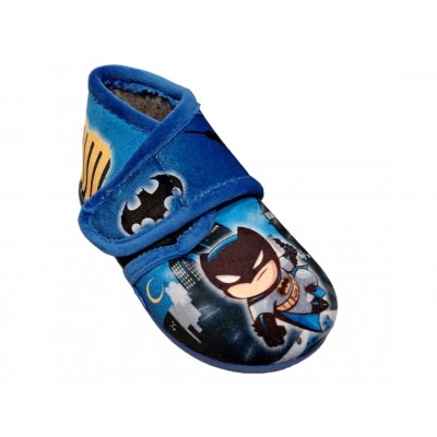 Zapatillas casa abotinada con velcro Natalia Superhéroes Batman cierre de velcro