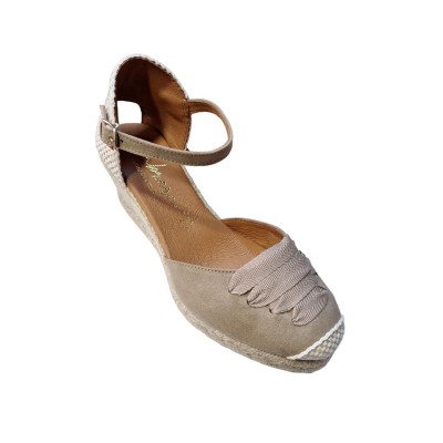 Alpargatas valencianas pulsera Cabrera 34S-5 Suede Arena pasados en empeine y refuerzo en puntera Alpargatas valencianas pulsera Cabrera 34S-5 Suede Arena pasados en empeine y refuerzo en puntera