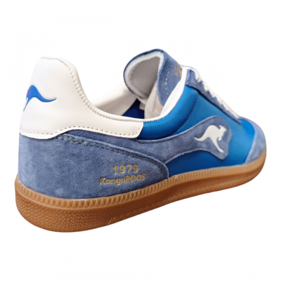 Deportivas Kangaroos K90 Azul detalle en talón Deportivas Kangaroos K90 Azul detalle en talón