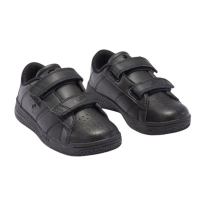 Deportivas Joma Play con cierre de velcro y puntera de goma color negro