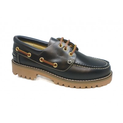 Zapato colegial Náutico Cordones