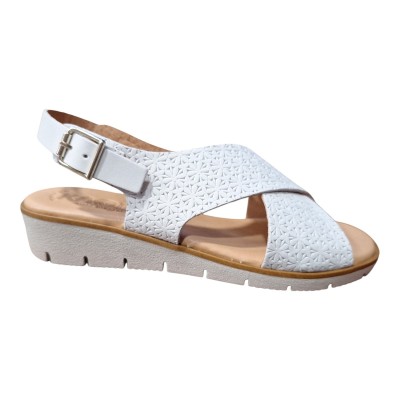 Sandalias Kaola 2275 tiras cruzadas piel grabada Blanco